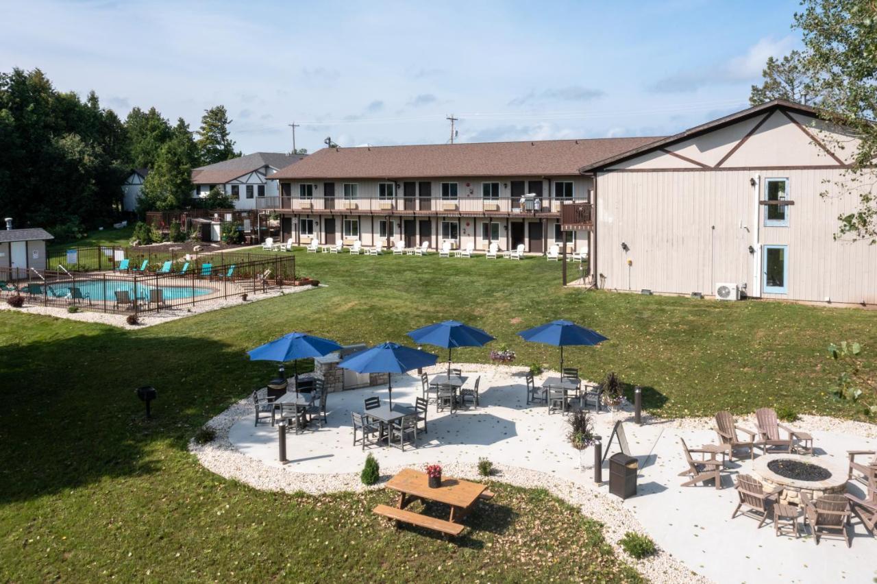 Sister Bay Inn Экстерьер фото