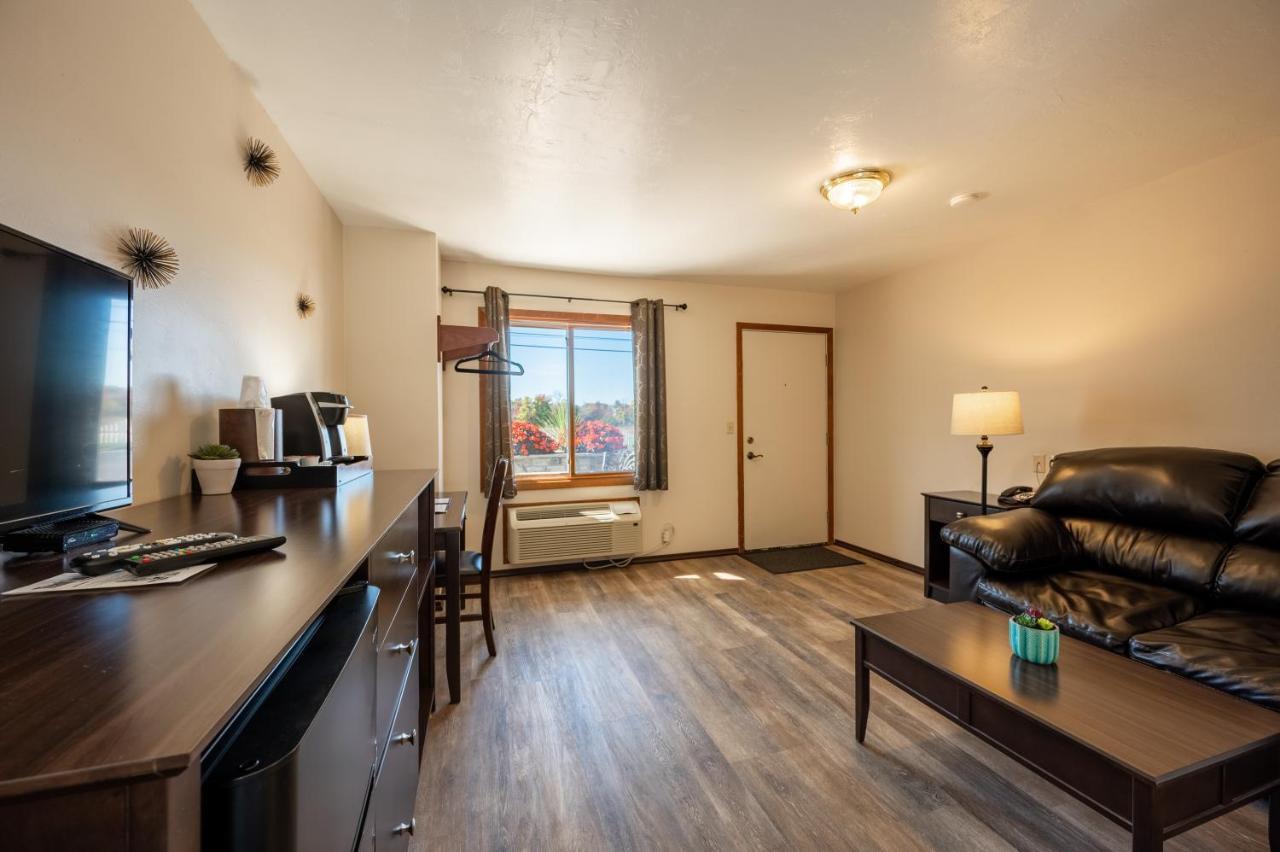 Sister Bay Inn Экстерьер фото